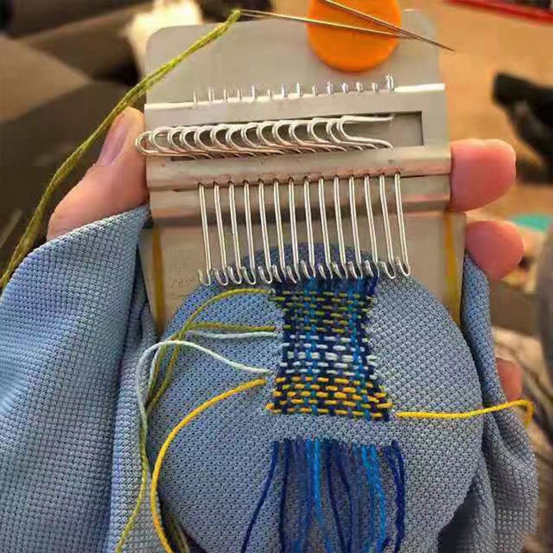 Darning & Weaving Loom Kit – Vintage-Style Mending Loom Set for Repairing Socks, Sweaters & Jeans