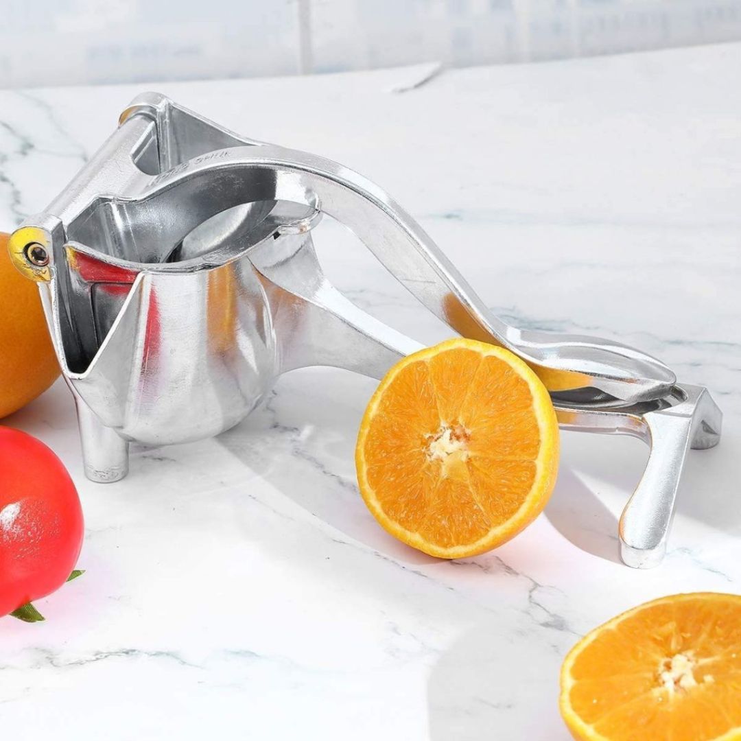Ergonomic Stainless Steel Manual Fruit Juicer for Effortless Citrus Extraction