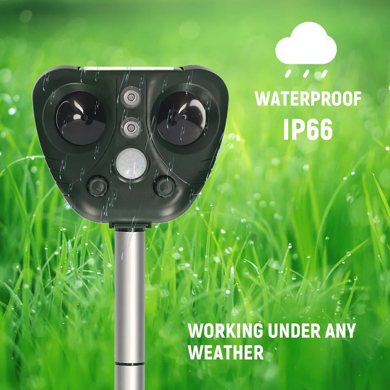 Solar Ultrasonic Bird Repeller – Waterproof Motion-Activated Deterrent with LED Flash for Garden & Crops
