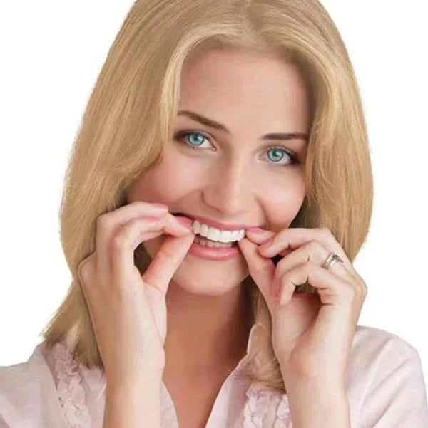 Snap-On Veneers for Upper and Lower Teeth with Removable Smile Cover