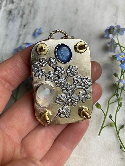 Portable Mini Flower Press and Botanical Keepsake Maker for Crafting