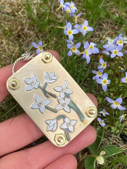 Portable Mini Flower Press and Botanical Keepsake Maker for Crafting
