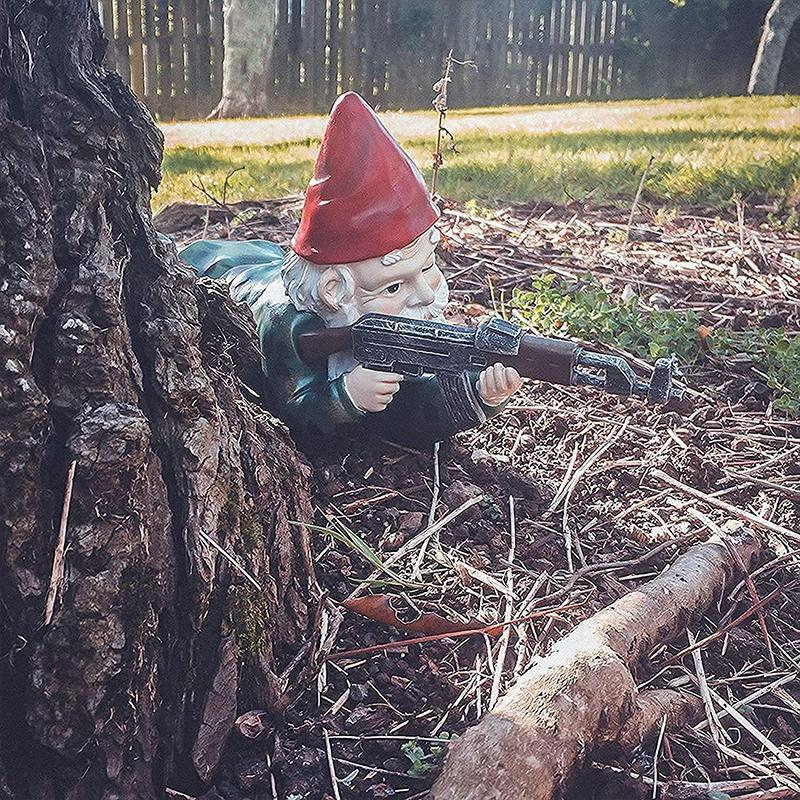 Military Garden Gnome with Camouflage Uniform – Funny Soldier Statue for Yard, Patio & Man Cave Decor