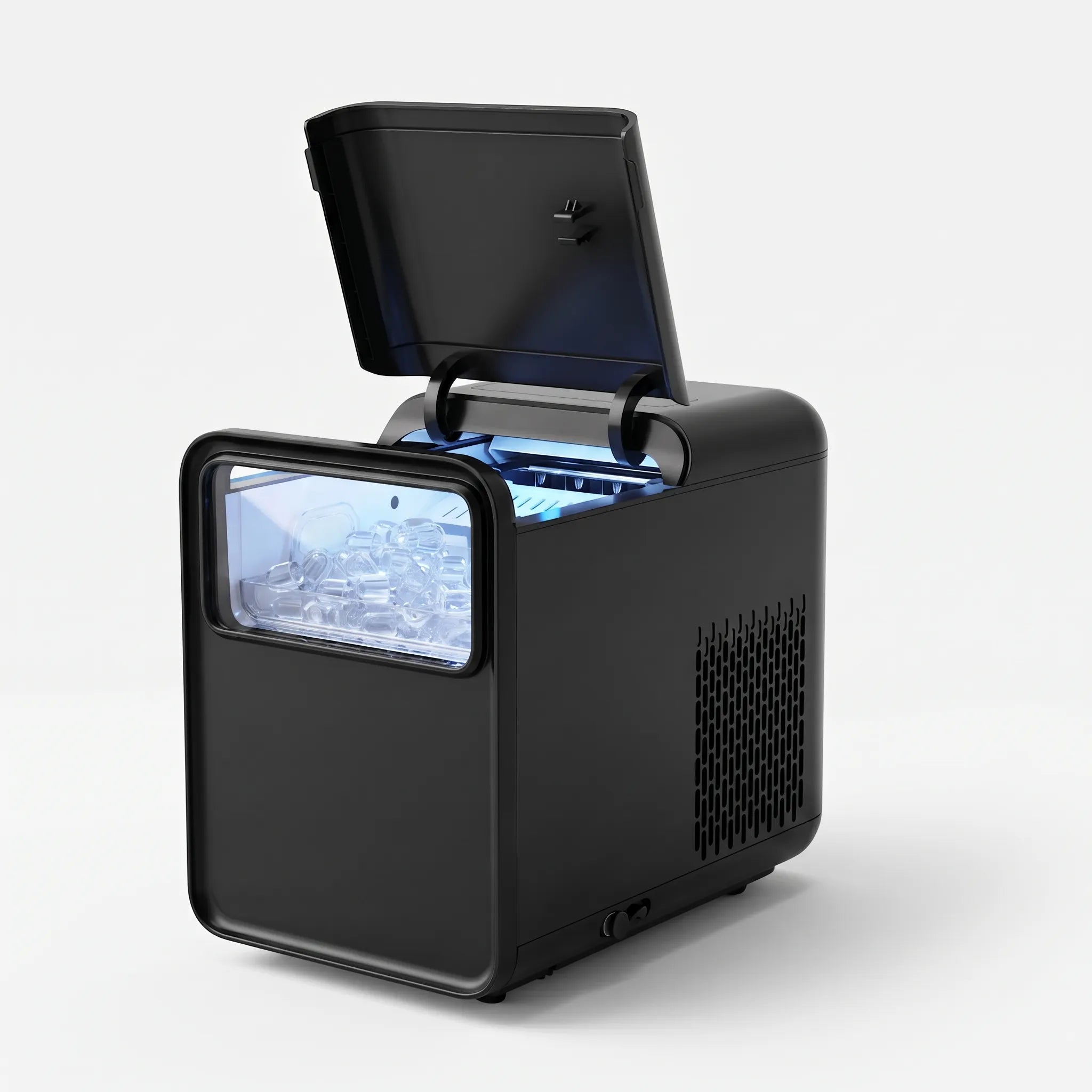 Countertop ice maker making bullet ice