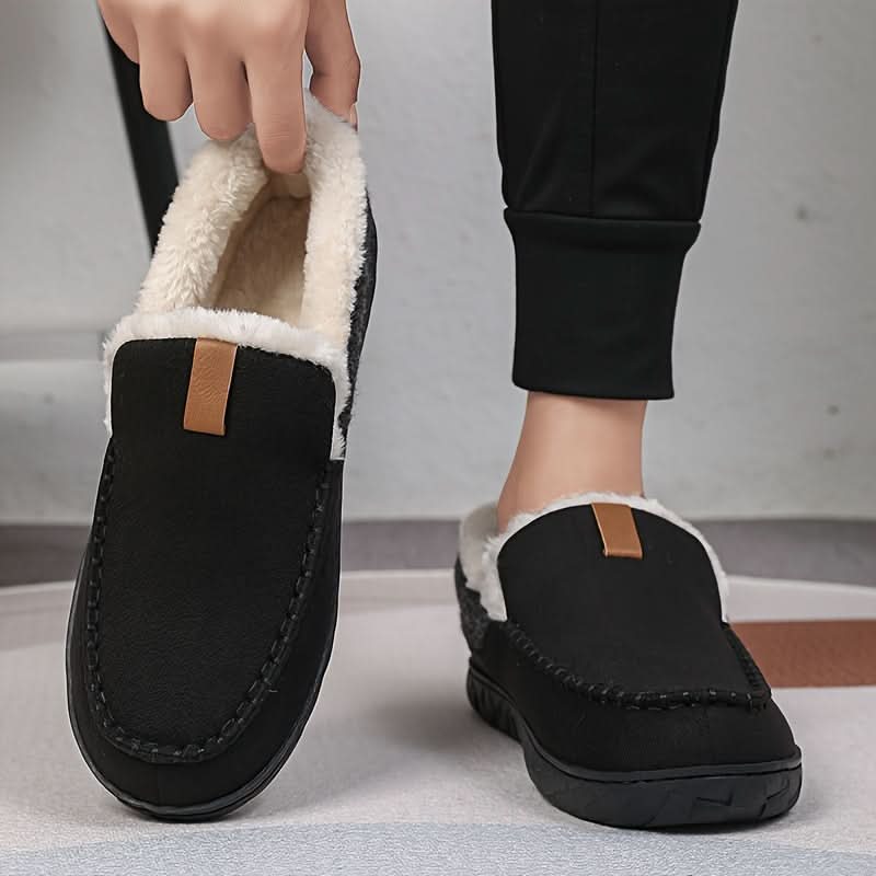 Cosy Sheep's Wool Loafer Slippers - Warm Breathable Indoor House Shoes for Cold Mornings and Relaxing Evenings