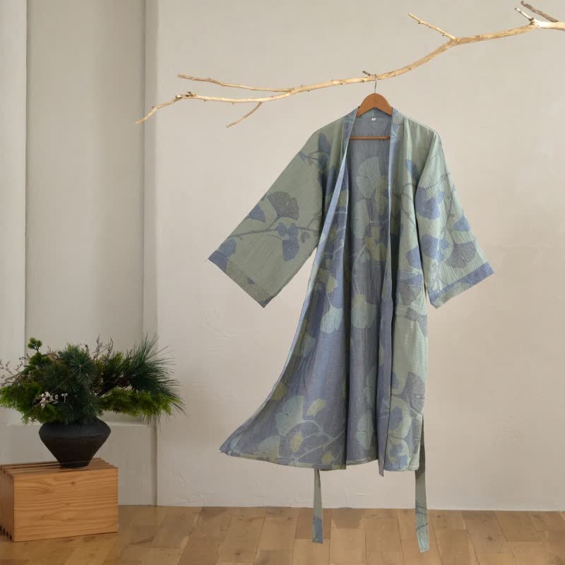 Stylish Organic Cotton Kimono Bathrobe – Breathable Gauze Fabric and Reversible Design for Relaxed, Everyday Comfort and Natural Elegance