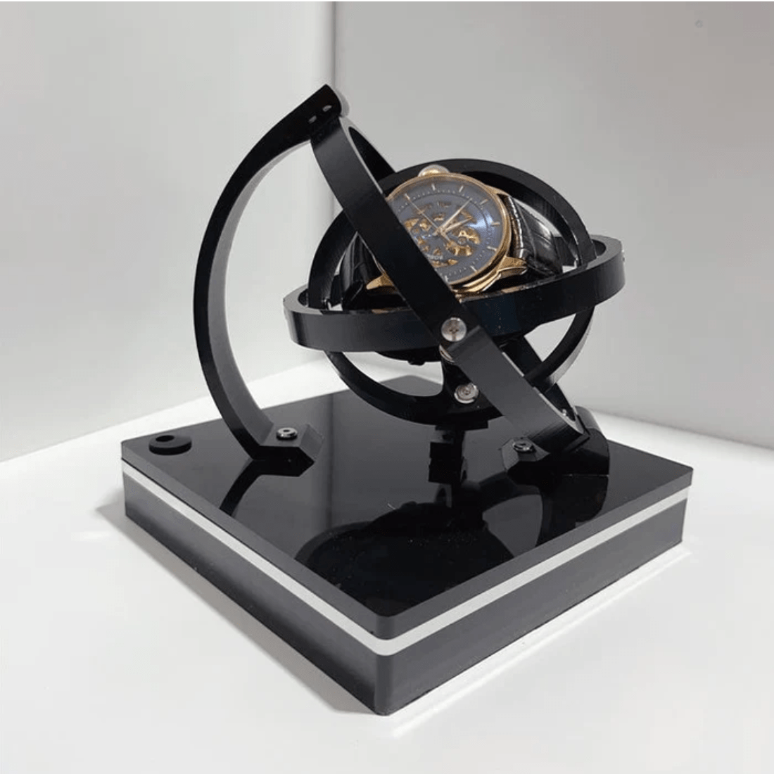 LeoLux | Automatic Single Watch Winder – Silent Rotation Display Box Storage