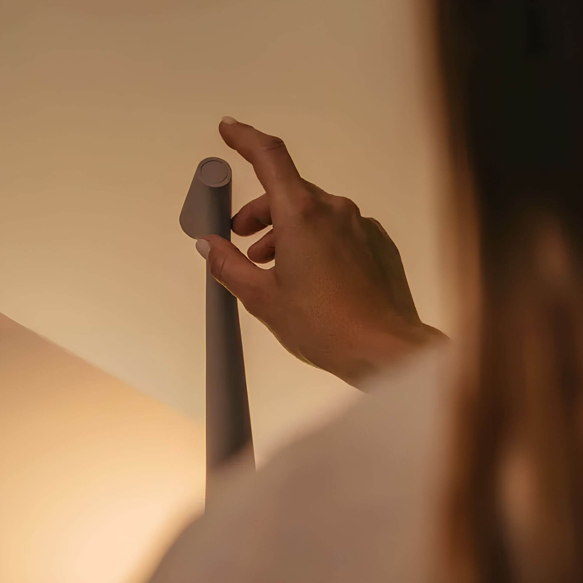 Nordylux | Modern Portable Cordless Dimmable LED Table Lamp with Touch Control