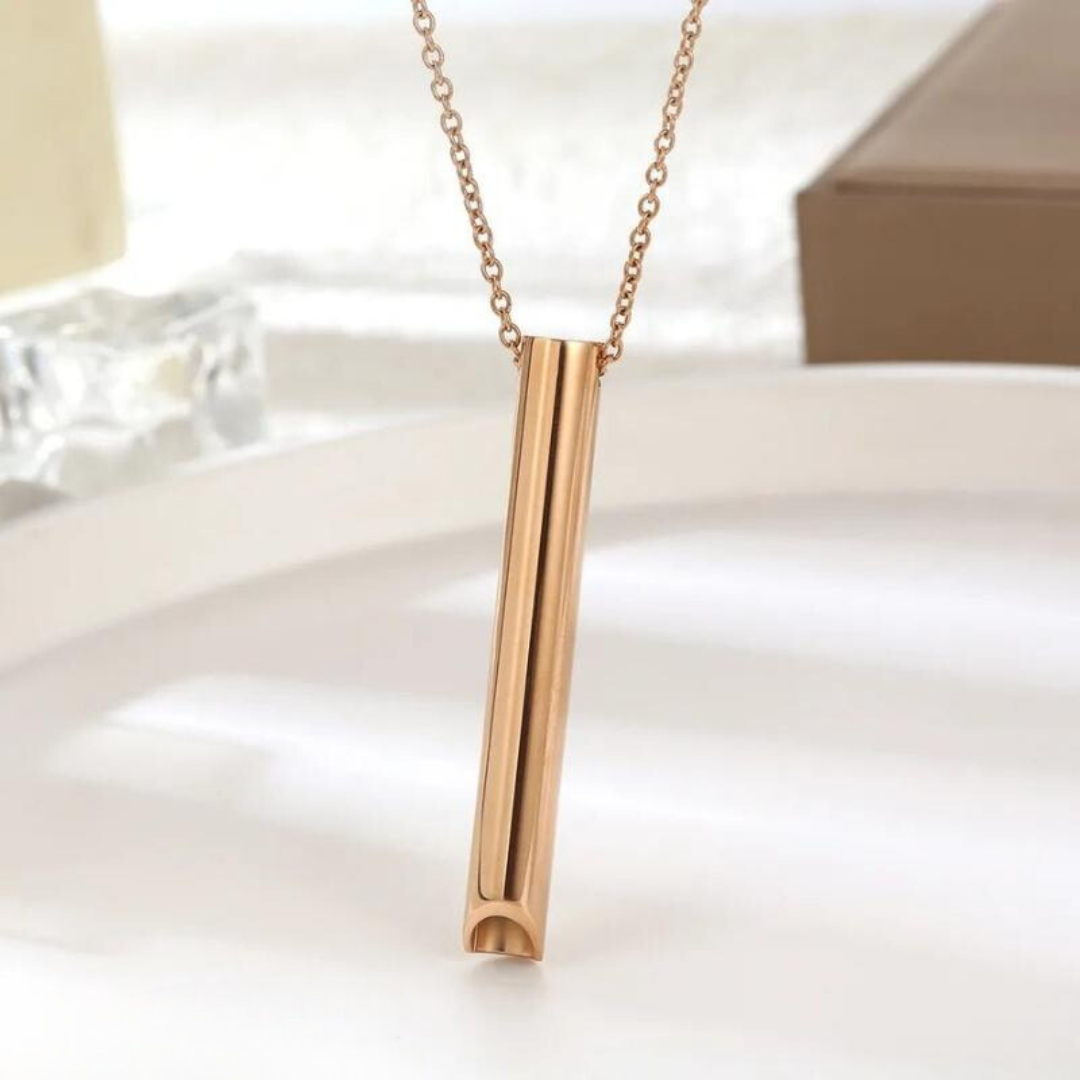 Breathing-Focus Pendant Necklace – Nicotine-Free Slow-Breathing Accessory for Calm Moments and Mindful Habits