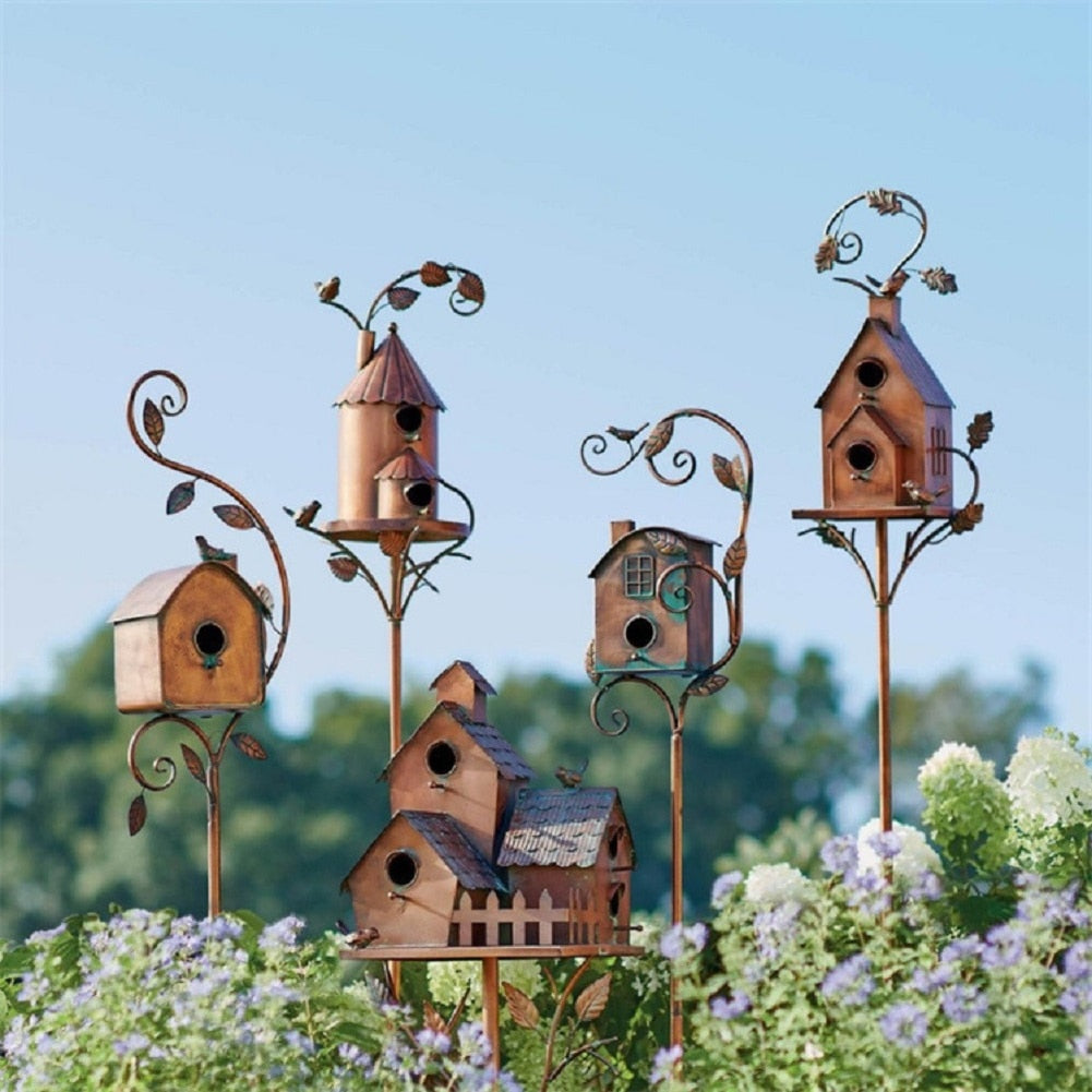 Metal Art Birdhouse Garden Stake – Handcrafted Decorative Bird Feeder Sculpture for Yard & Patio