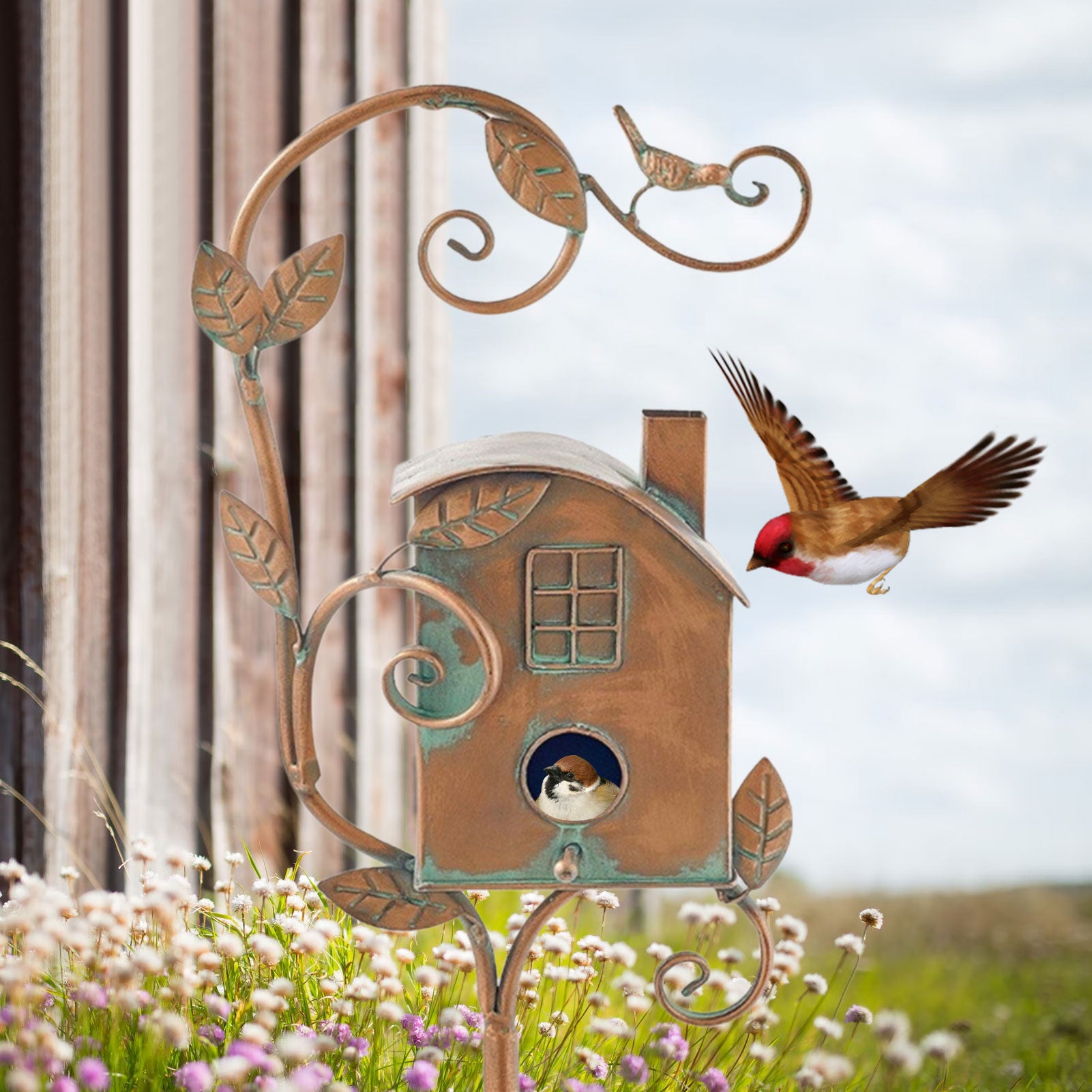 Metal Art Birdhouse Garden Stake – Handcrafted Decorative Bird Feeder Sculpture for Yard & Patio