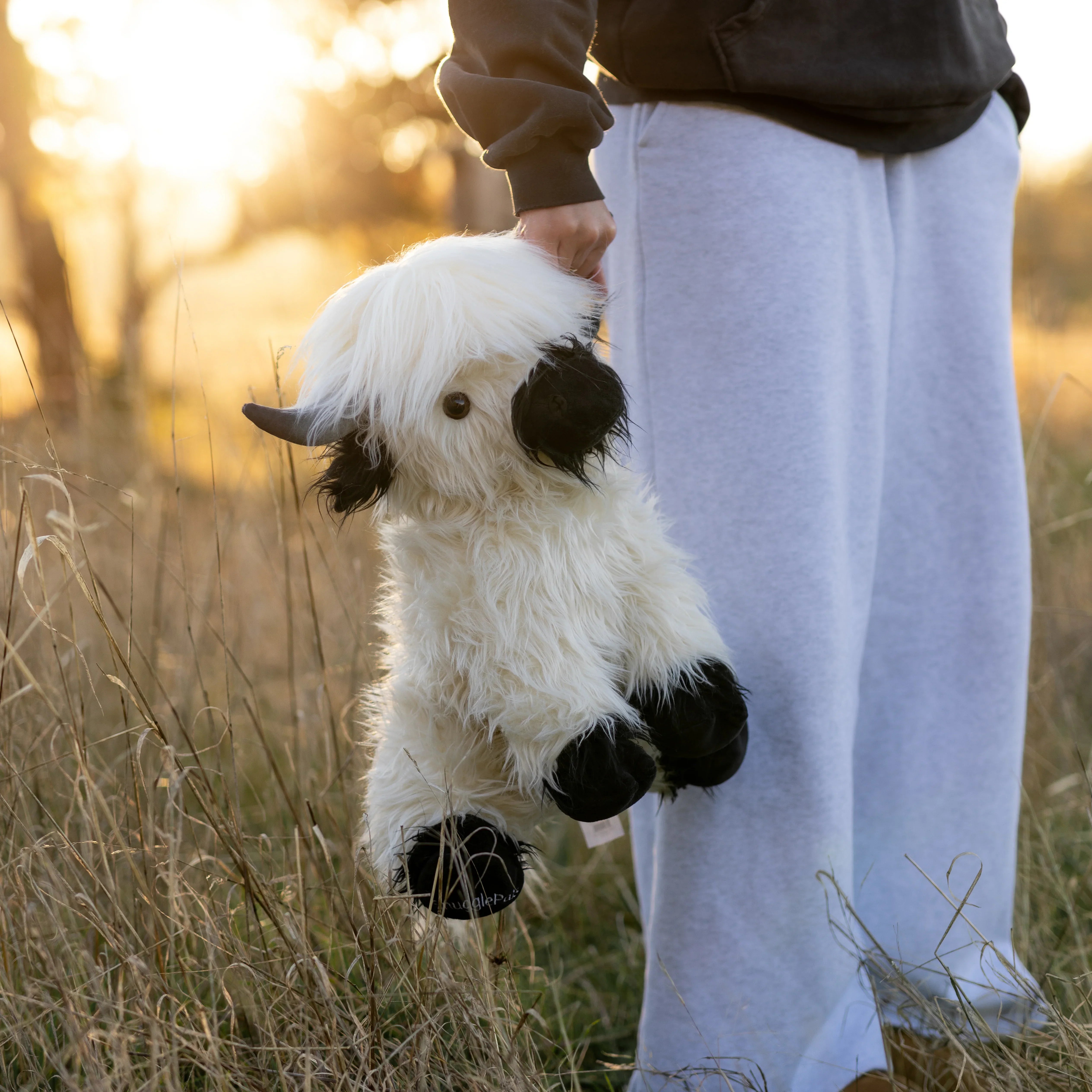 HighlandHug | Jumbo White and Black Highland Cow Plush Toy