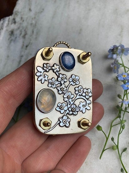 Portable Mini Flower Press and Botanical Keepsake Maker for Crafting