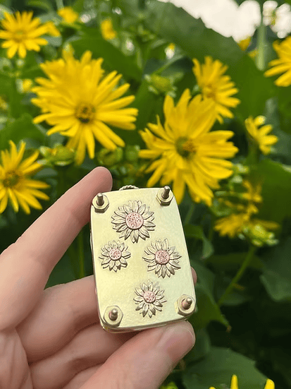 Portable Mini Flower Press and Botanical Keepsake Maker for Crafting