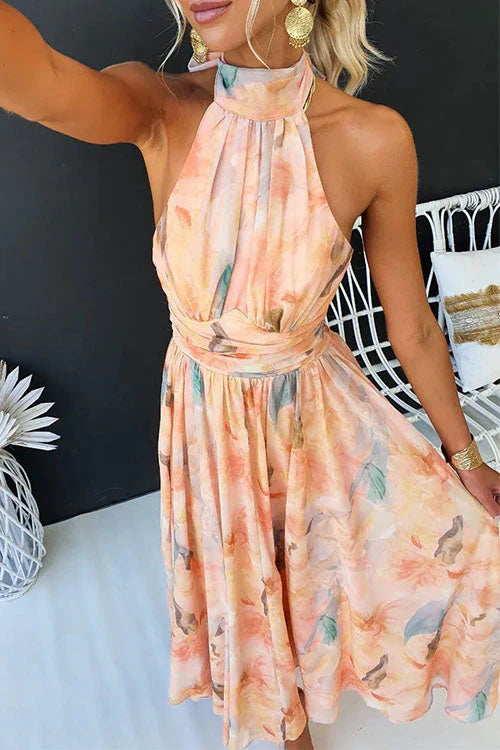 Stunning Halter Maxi Wedding Guest Dress for Women – Sleeveless Open-Back Evening Gown in Vivid Print