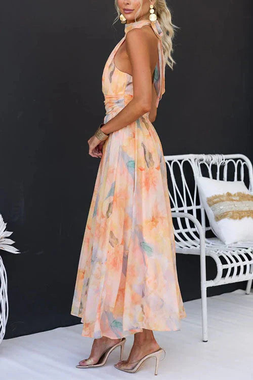 Stunning Halter Maxi Wedding Guest Dress for Women – Sleeveless Open-Back Evening Gown in Vivid Print