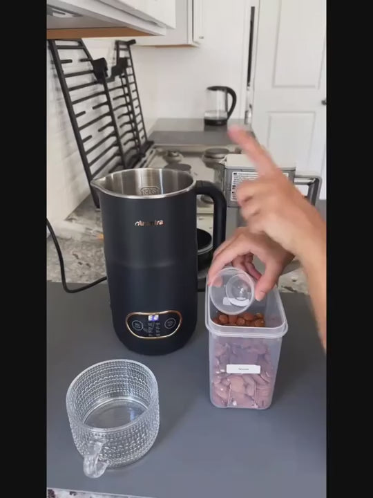 Load video: Automatic Plant-Based Milk Maker for Soy Almond and Oat Milk 35oz