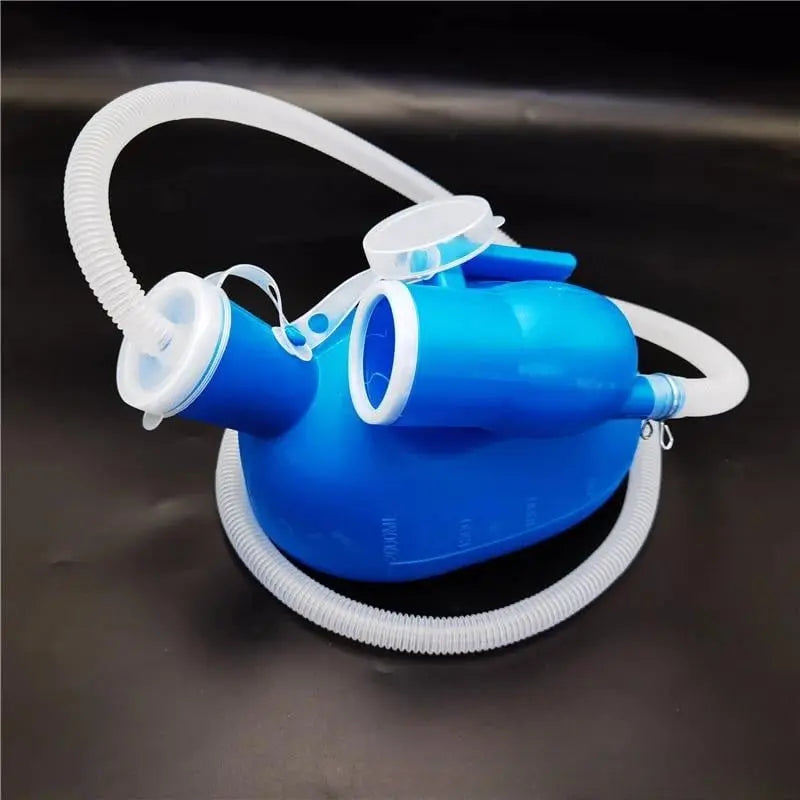 Portable Urinal for Men with Removable Hose – Leakproof High-Capacity Bottle for Travel, Camping & Bedside Care