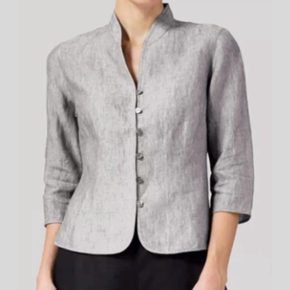 Refined Stand-Collar Blouse for Women – Elegant Three-Quarter Sleeve Top for Work & Polished Everyday Looks